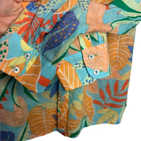 Talbots Lightweight Cotton Modern Classic Button Up Shirt Gathered Leaves Medium - Picture 6 of 11